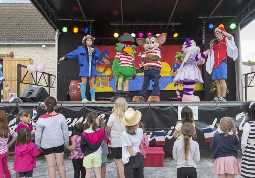 Spectacle des enfants domaine de dugny